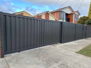 Top Tier Fencing, Timber Fences, retaining walls, colorbond fences and more.